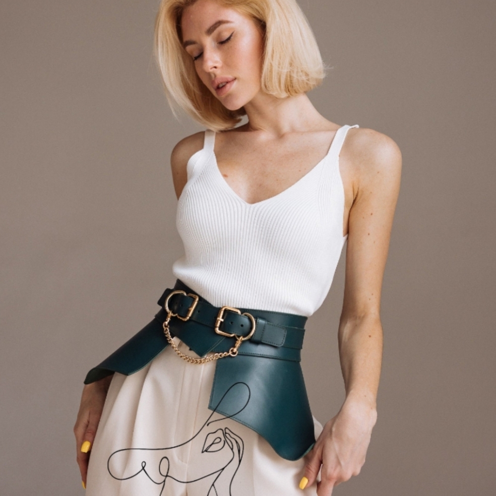 Green Leather Peplum Belt w/Gold Hardware